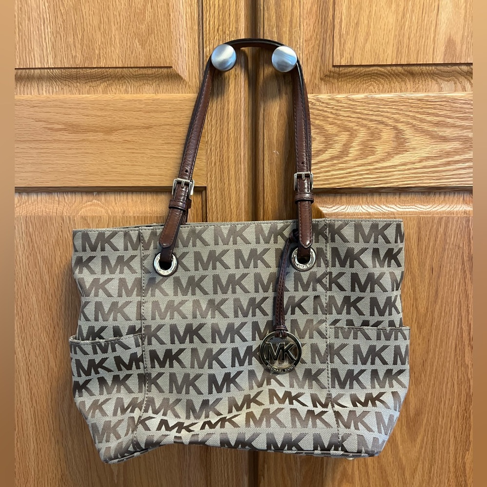 Michael Kors purse. Lightly used